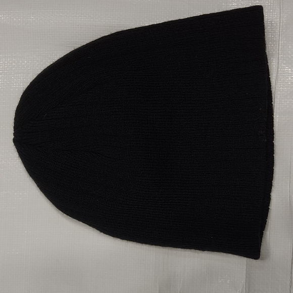 Cincinnat Bearcats Black Knit Beanie Hat - Picture 4 of 7